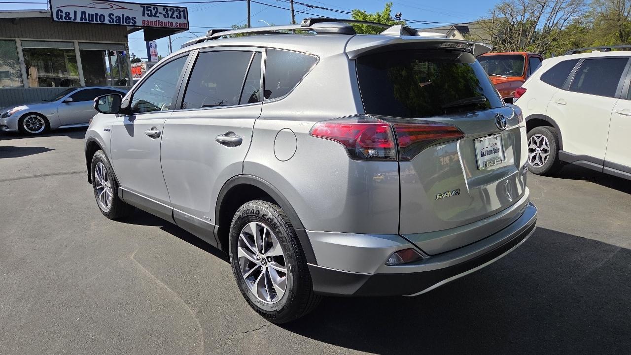 Toyota RAV4 Hybrid XLE AWD 2017