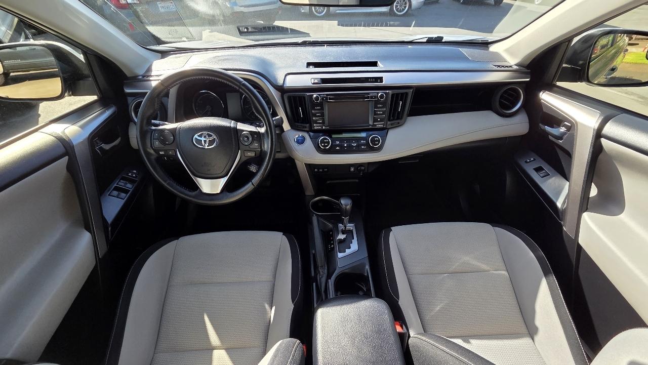 Toyota RAV4 Hybrid XLE AWD 2017