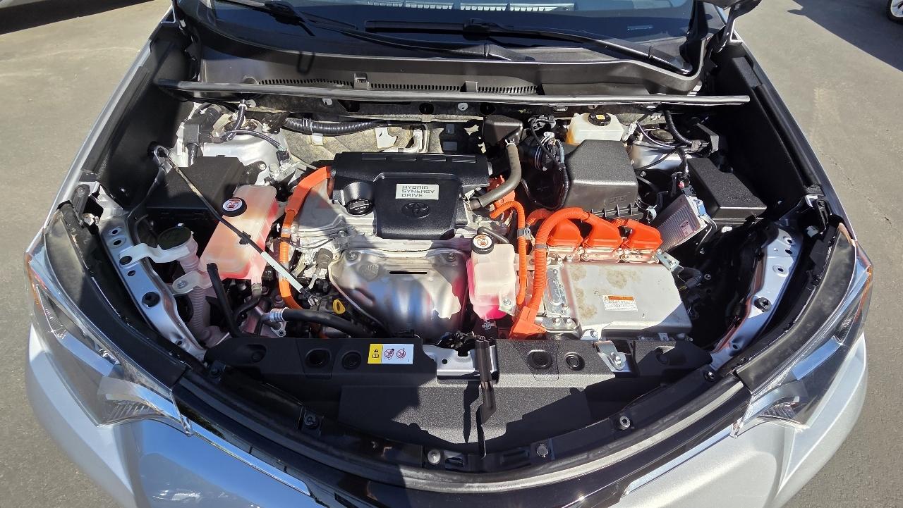 Toyota RAV4 Hybrid XLE AWD 2017