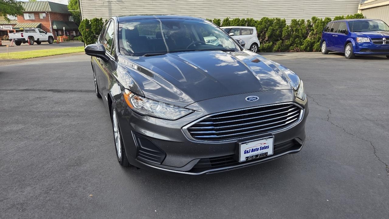 Ford Fusion Hybrid SE FWD 2019