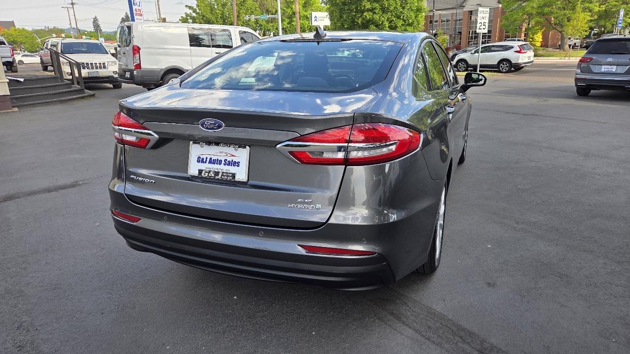 Ford Fusion Hybrid SE FWD 2019