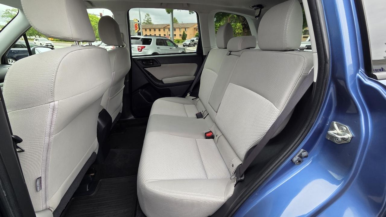 Subaru Forester 4dr CVT 2.5i Premium PZEV 2016
