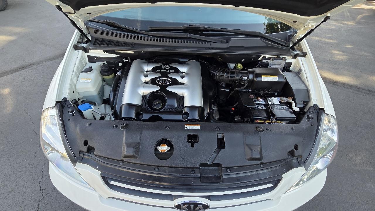 Kia Sedona LX 2006