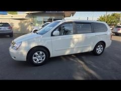 2006 Kia Sedona 