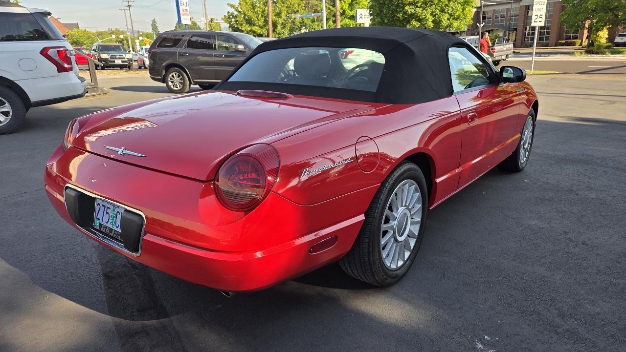 Ford Thunderbird  2005