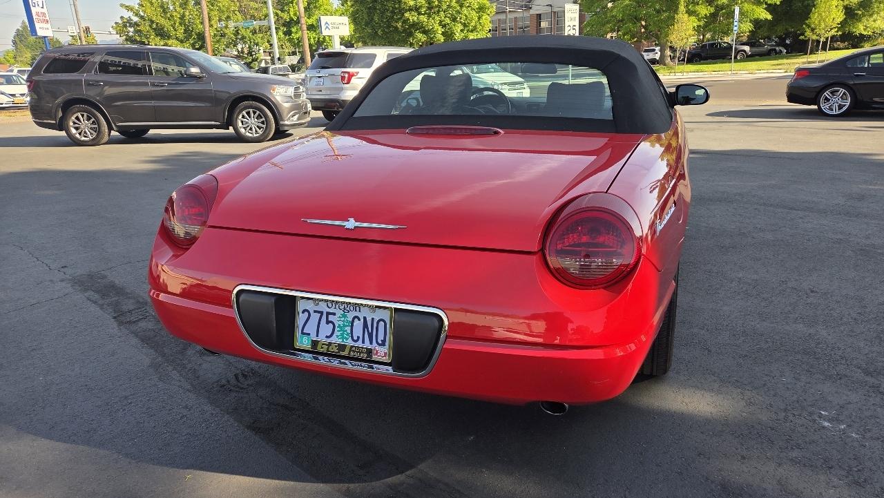 Ford Thunderbird  2005