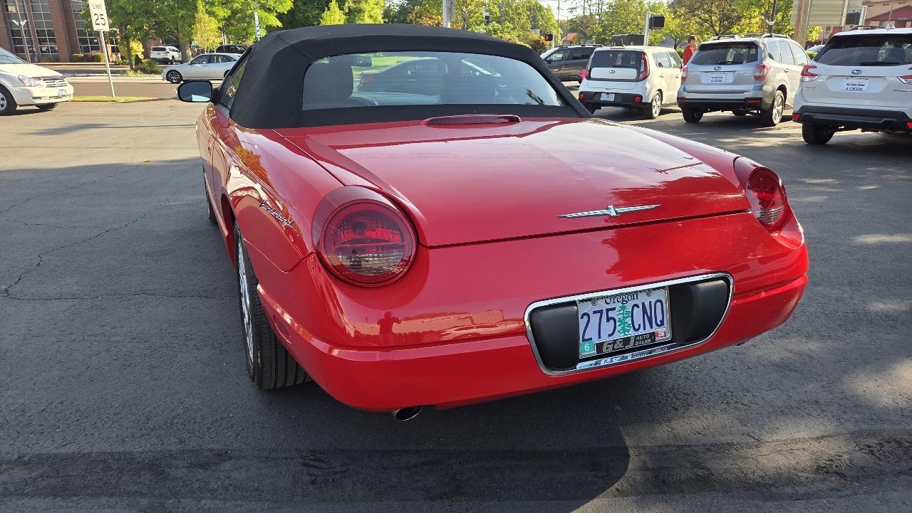 Ford Thunderbird  2005