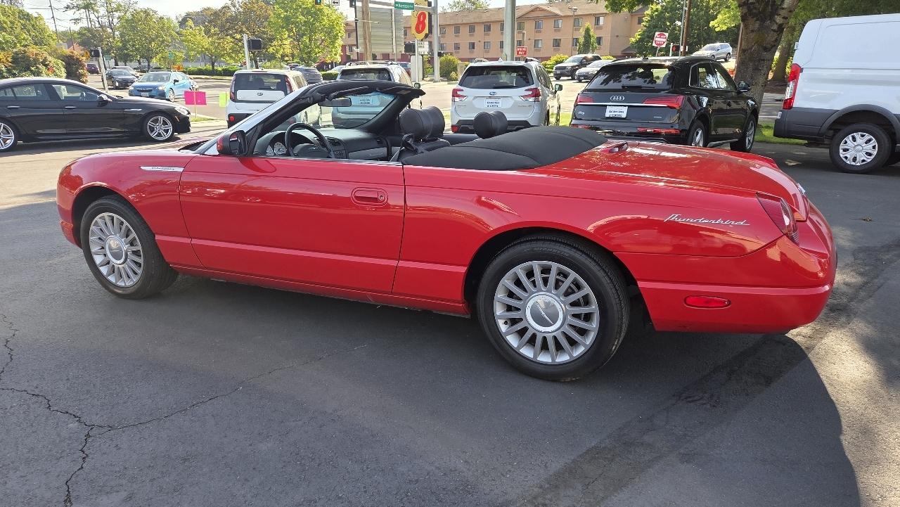 Ford Thunderbird  2005