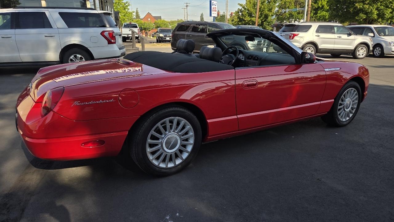 Ford Thunderbird  2005