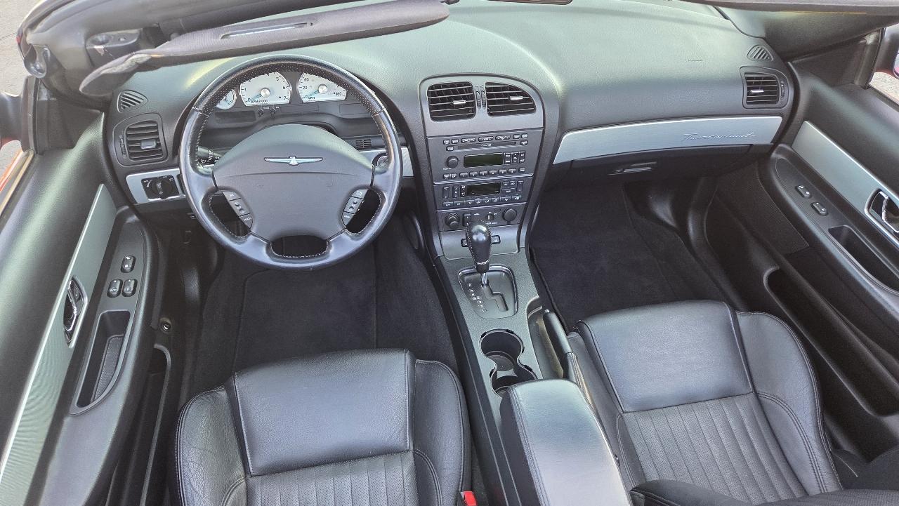 Ford Thunderbird  2005