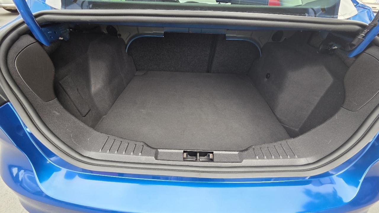 Ford Focus SE Sedan 2018
