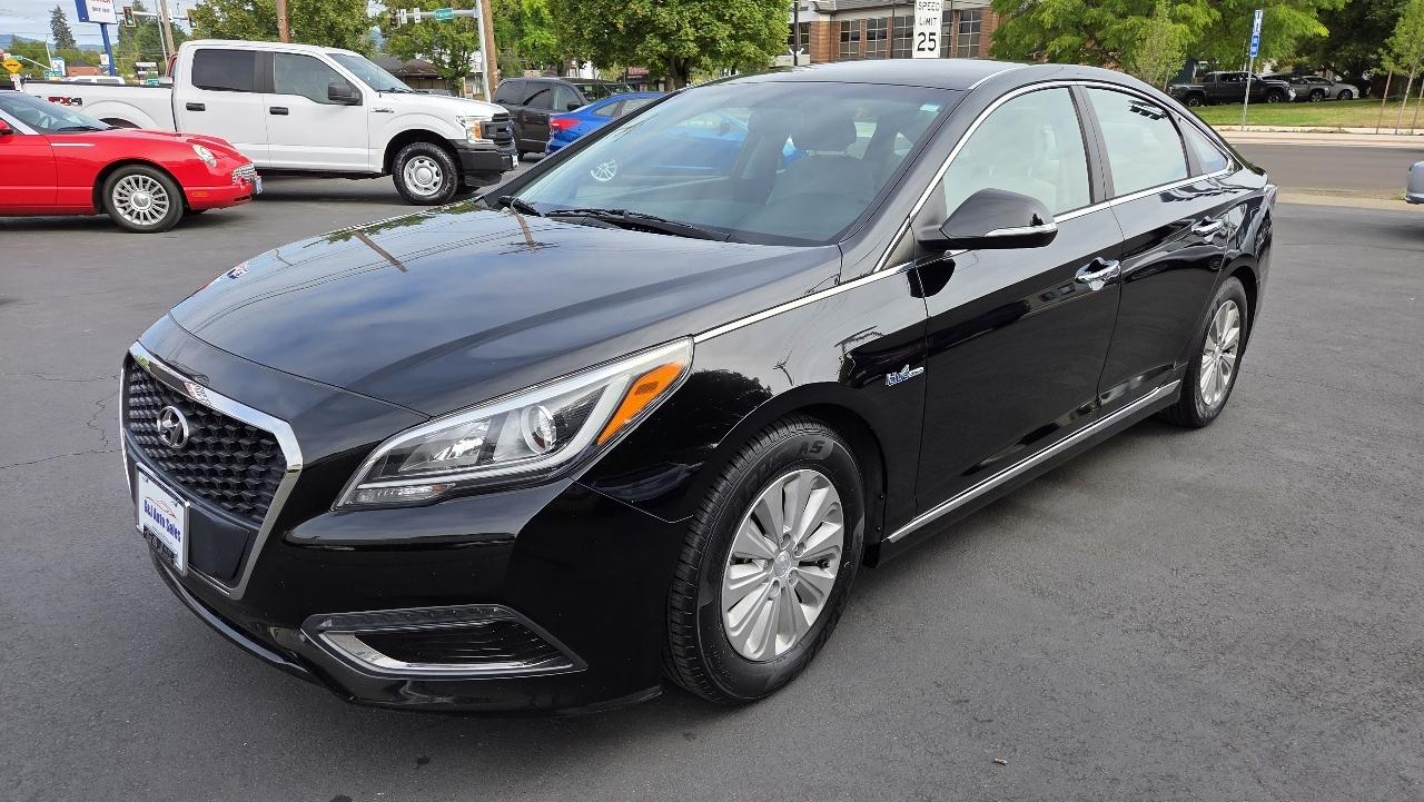 Hyundai Sonata Hybrid SE 2016