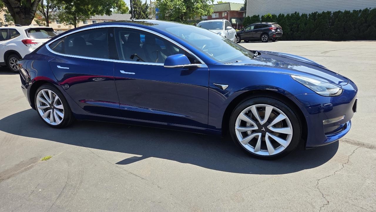 Tesla Model 3 Long Range Battery RWD 2018