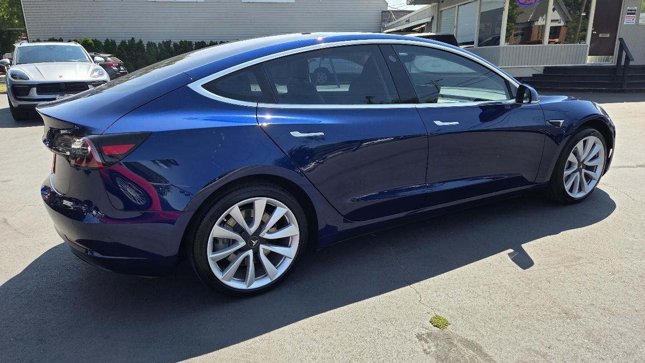 Tesla Model 3 Long Range Battery RWD 2018