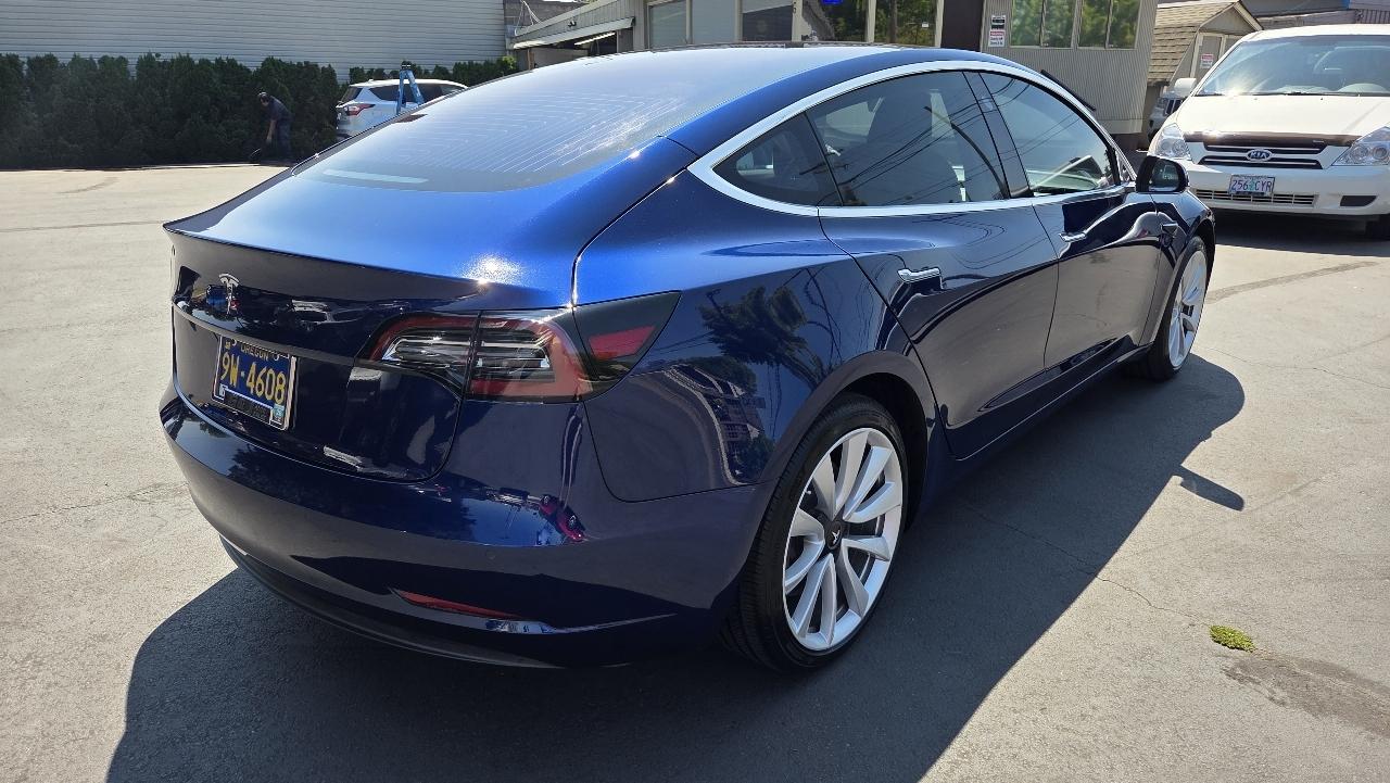 Tesla Model 3 Long Range Battery RWD 2018