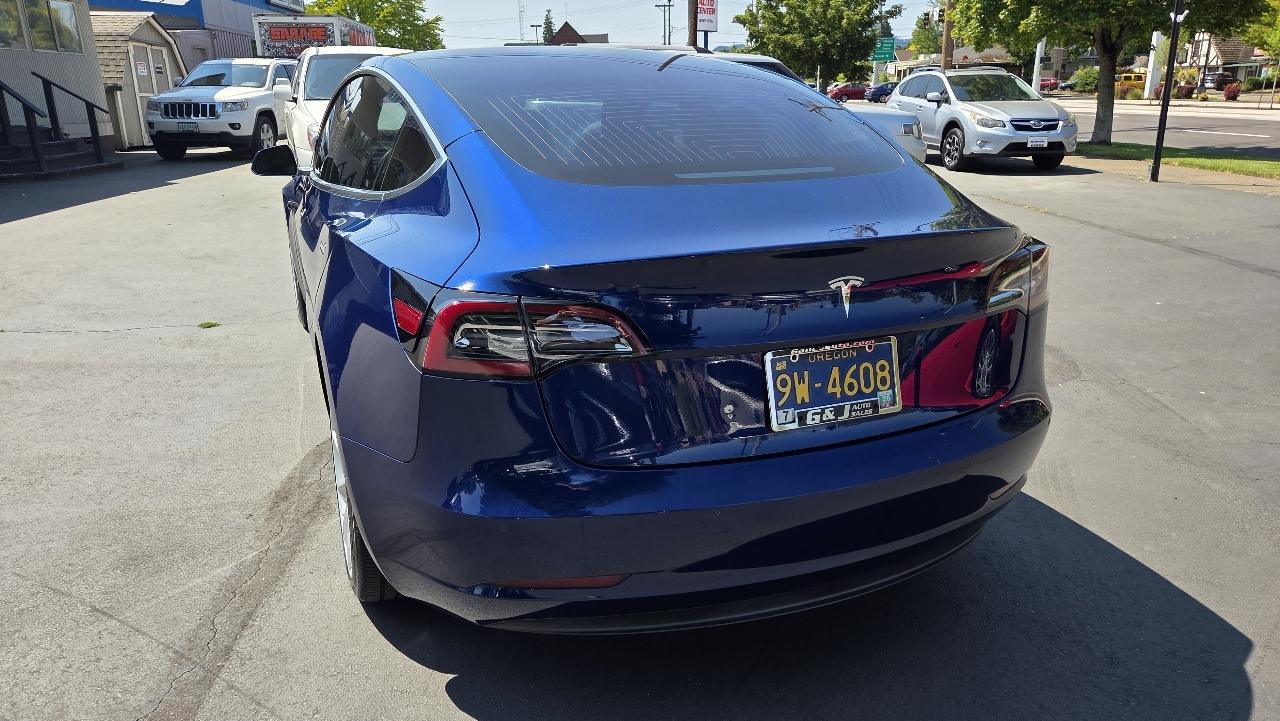 Tesla Model 3 Long Range Battery RWD 2018