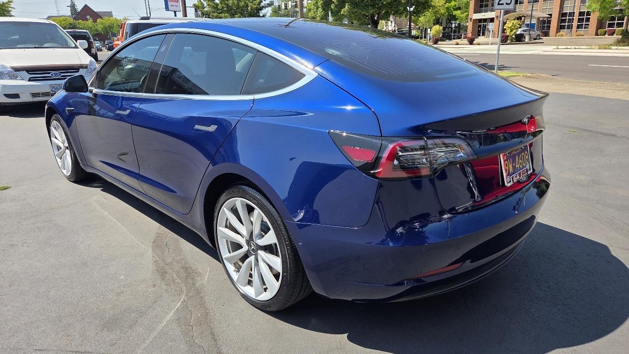 Tesla Model 3 Long Range Battery RWD 2018