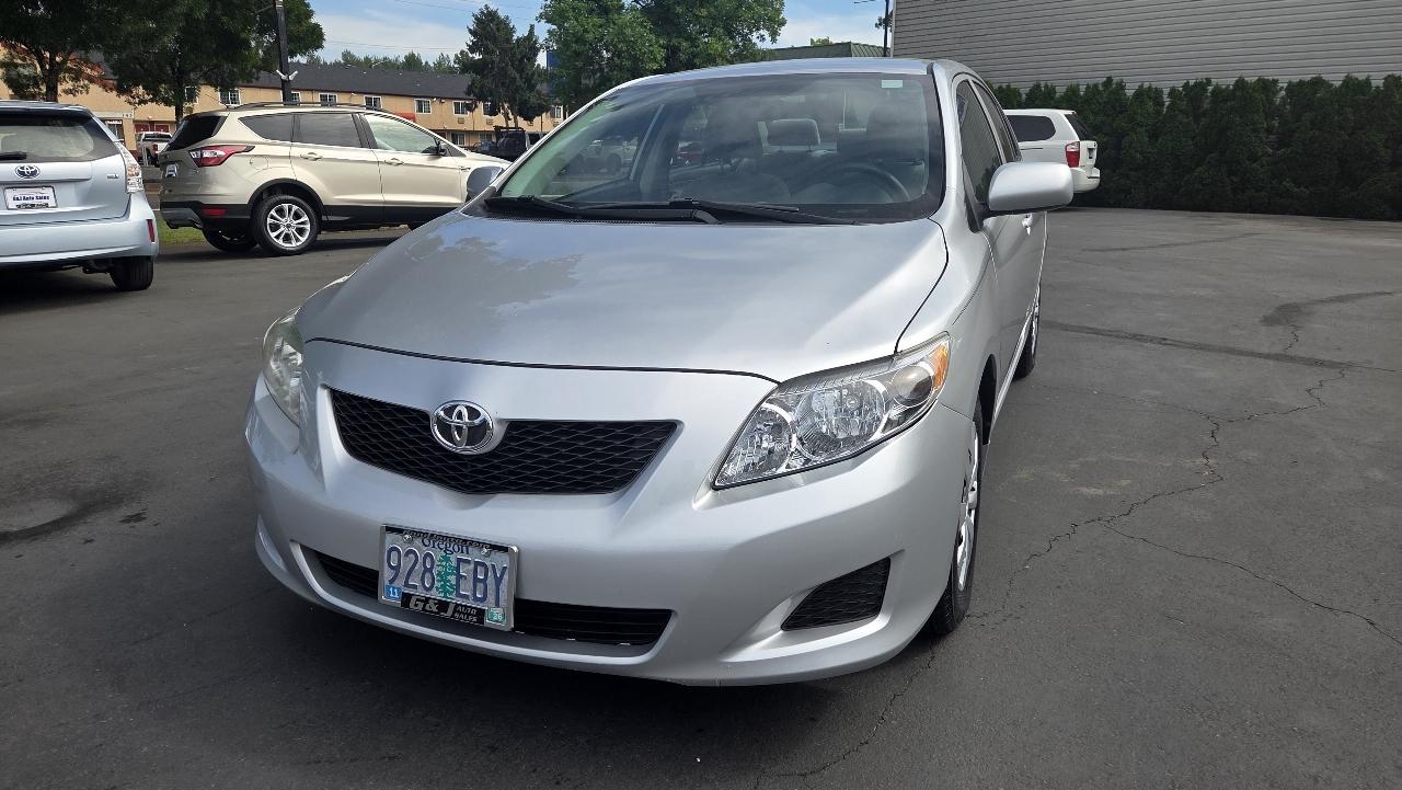 Toyota Corolla LE 2009