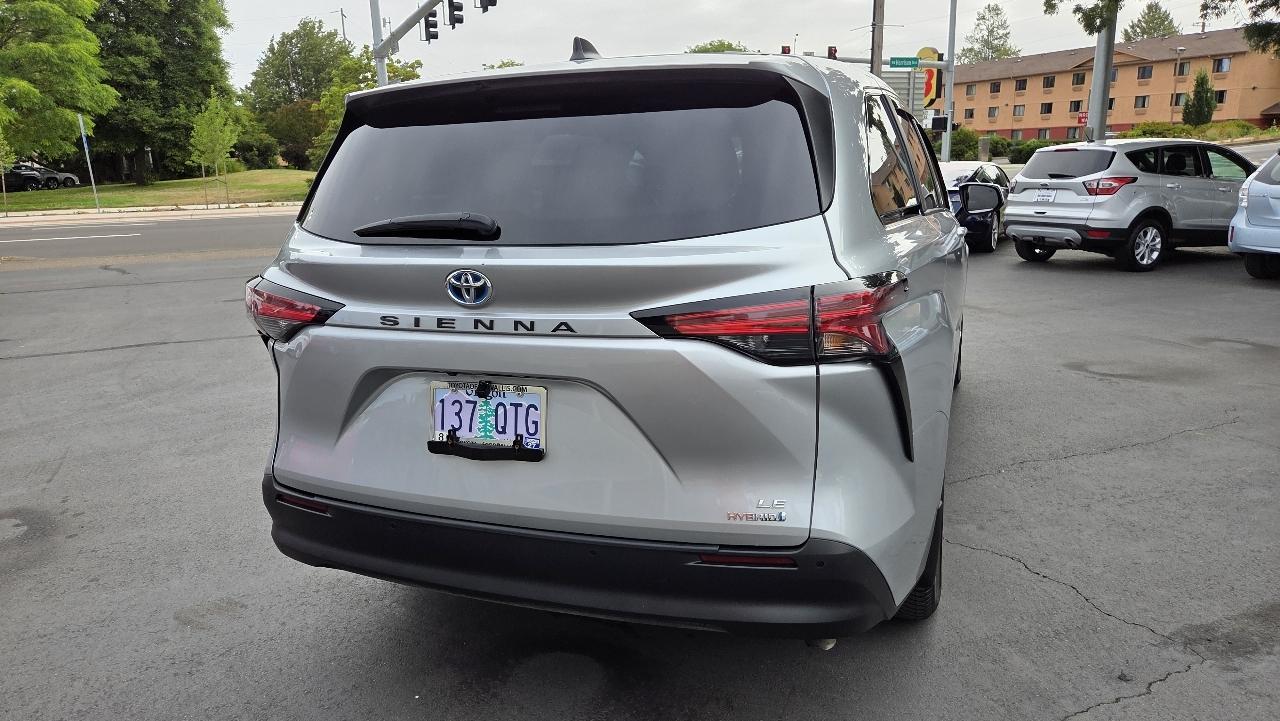 Toyota Sienna  2021