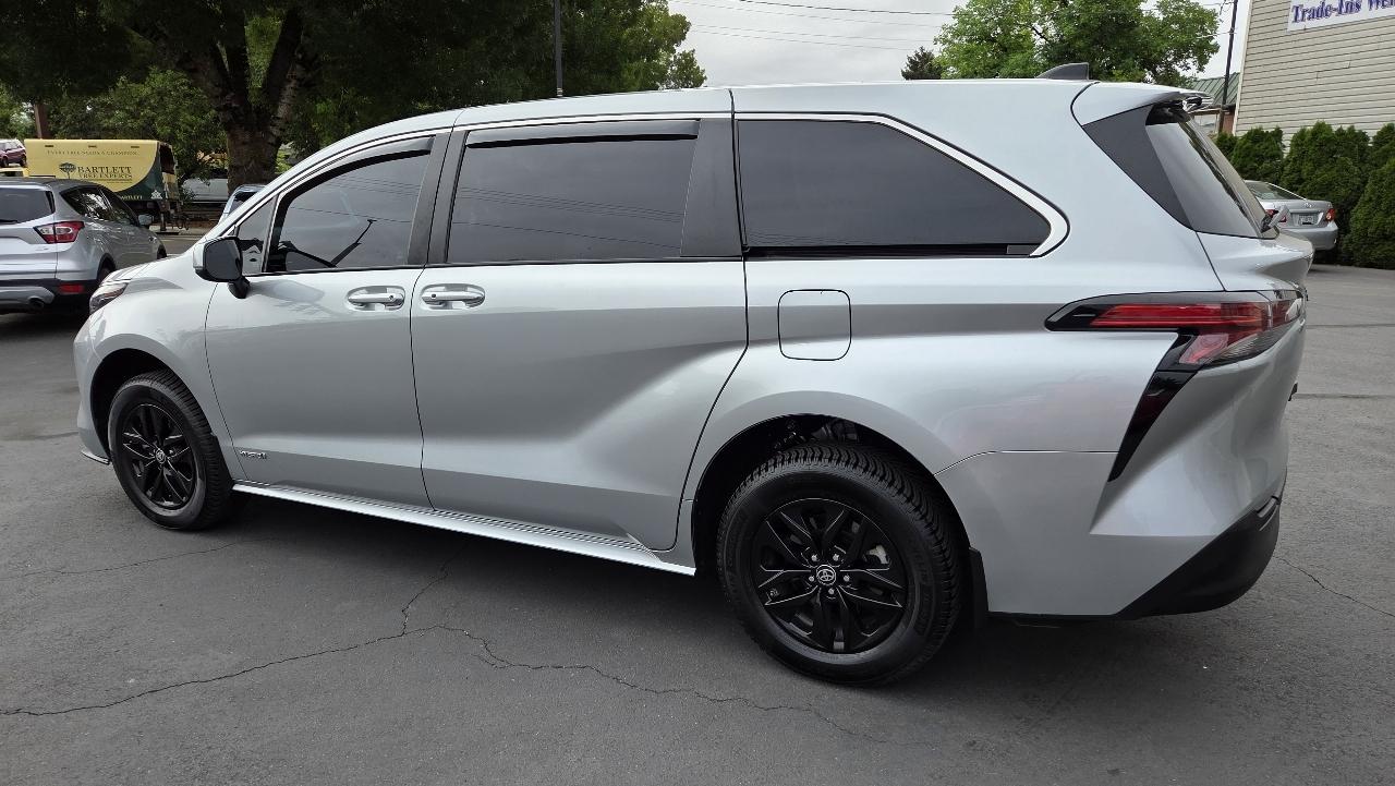 Toyota Sienna  2021