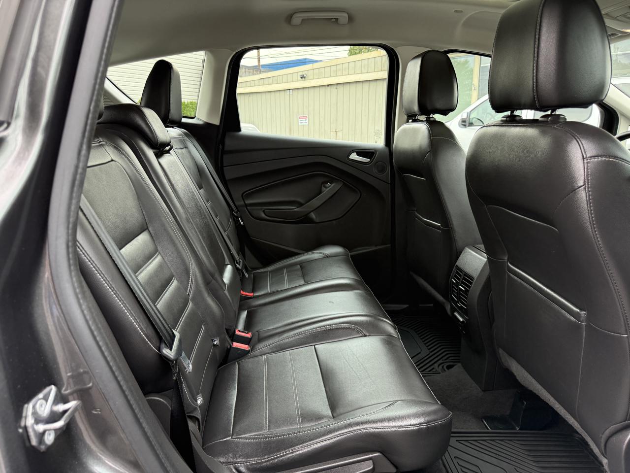 Ford C-Max Hybrid Titanium FWD 2017