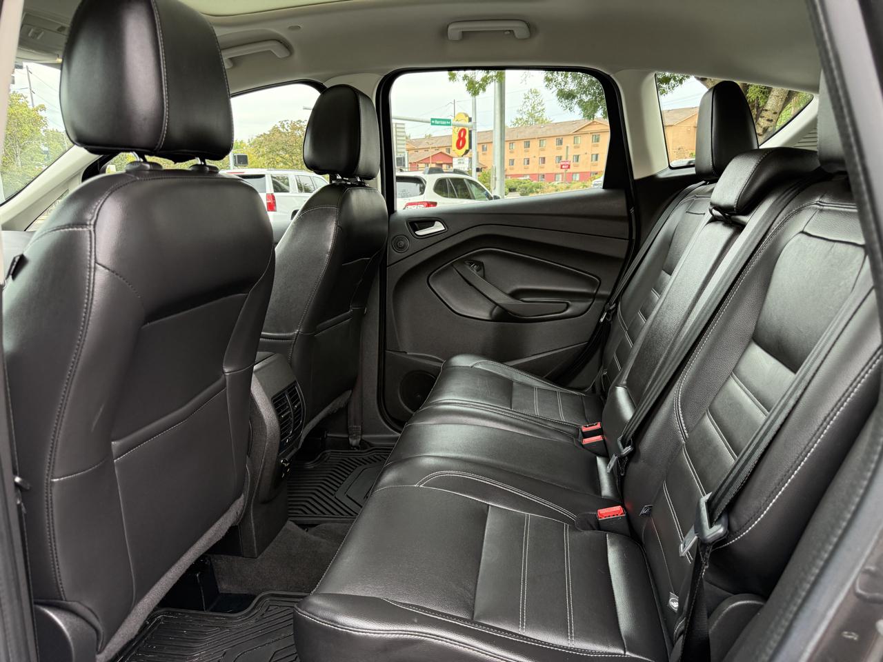 Ford C-Max Hybrid Titanium FWD 2017