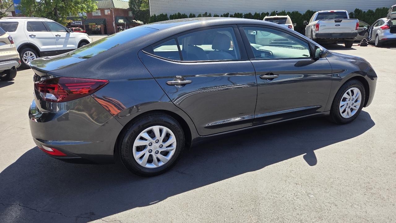 Hyundai Elantra SE 2020