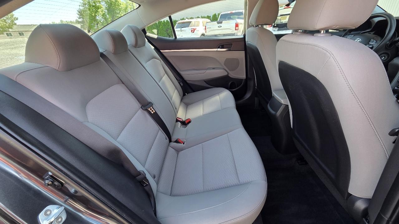 Hyundai Elantra SE 2020