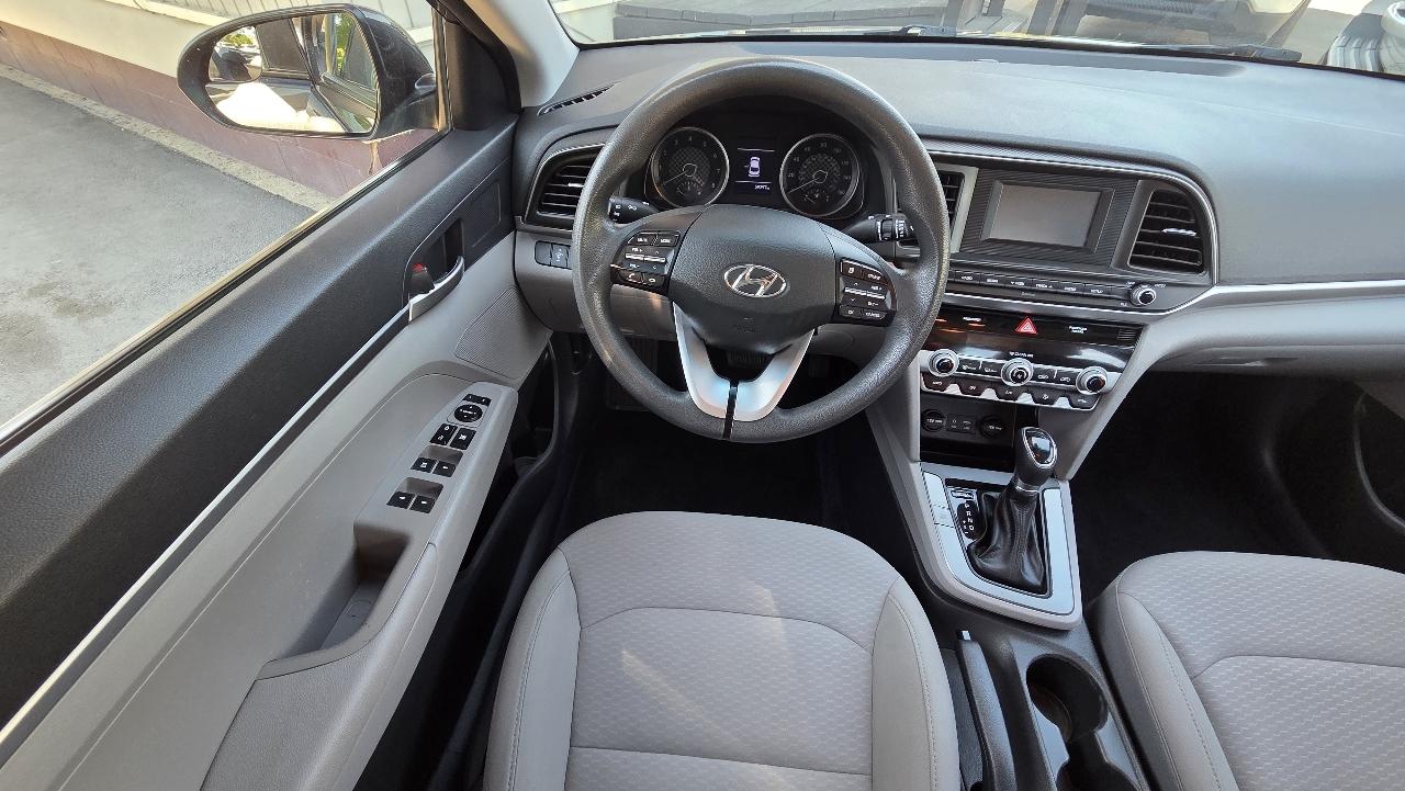 Hyundai Elantra SE 2020