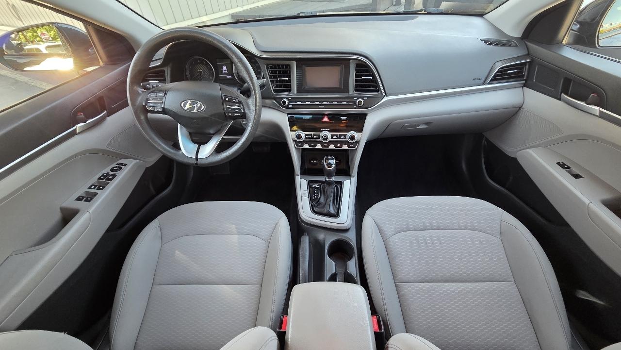Hyundai Elantra SE 2020