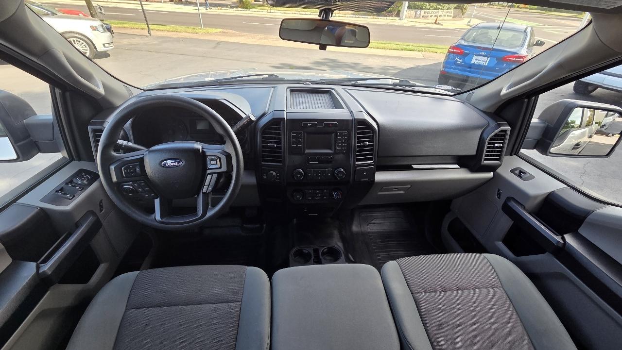Ford F-150 XL 4WD SuperCrew 5.5' Box 2017