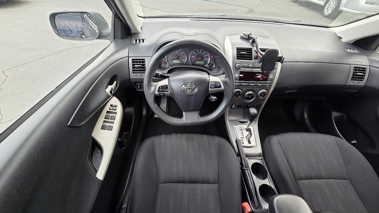 Toyota Corolla S 2011