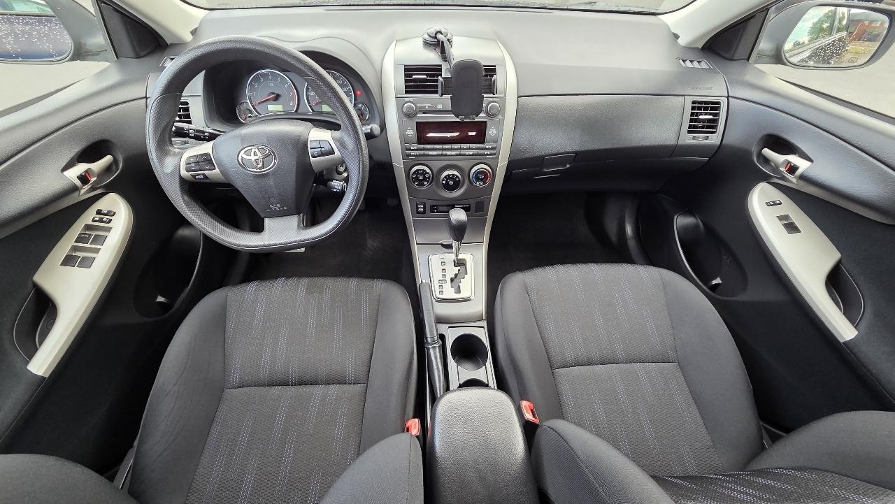 Toyota Corolla S 2011