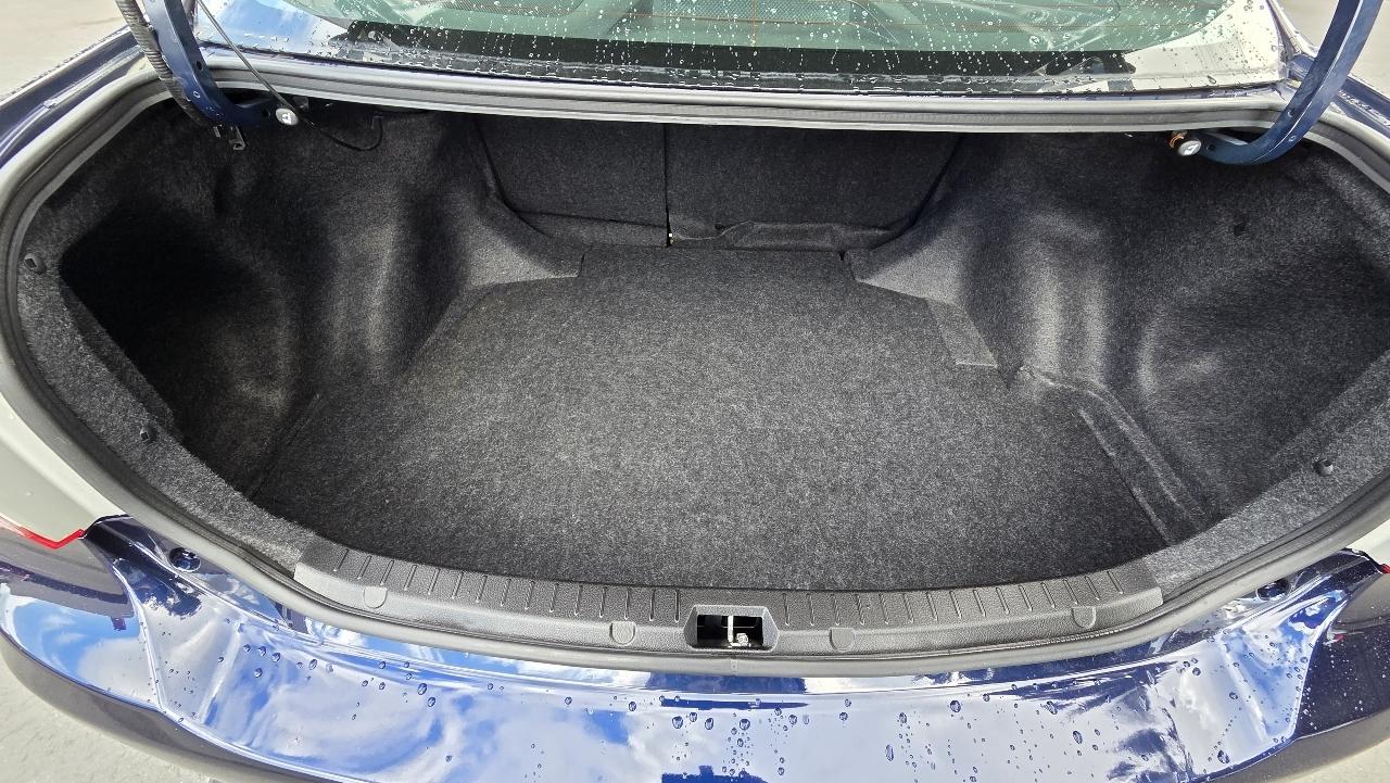 Toyota Corolla S 2011
