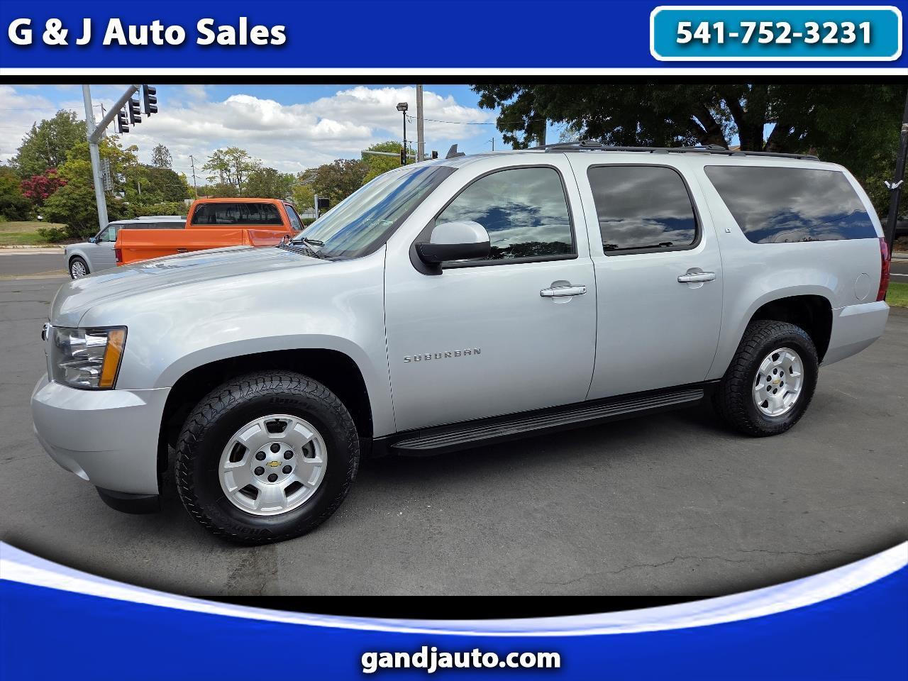 Chevrolet Suburban  2012