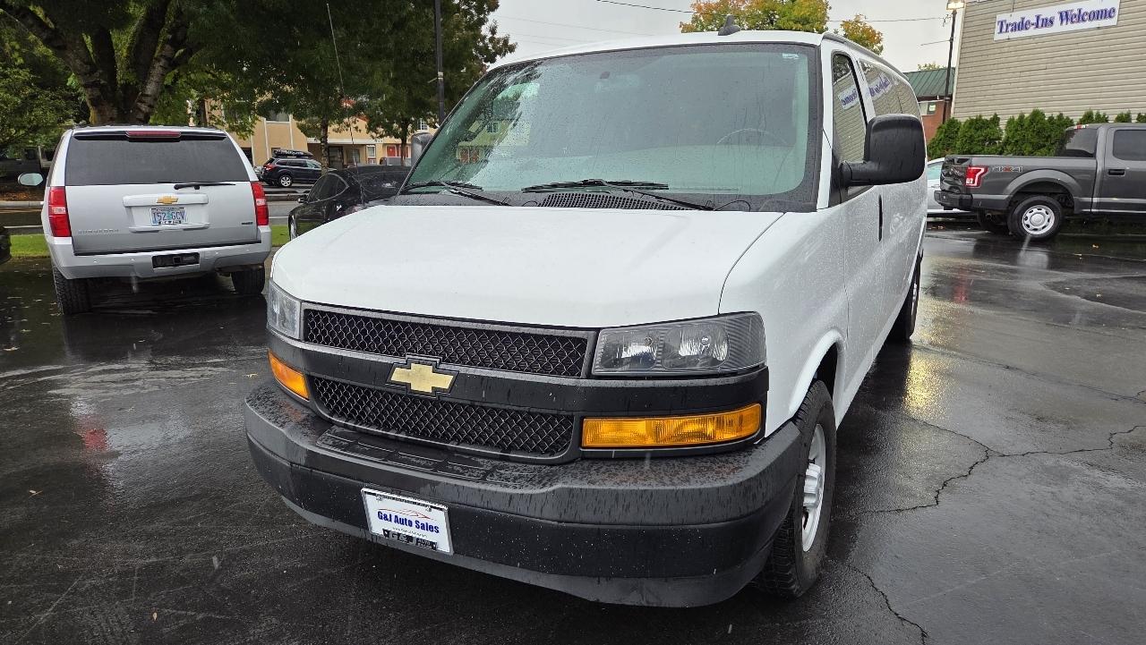 Chevrolet Express Passenger  2020