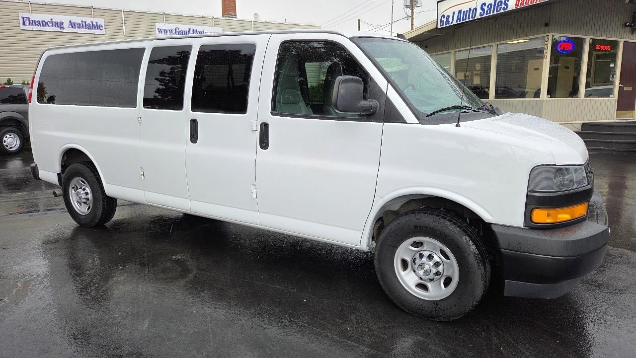 Chevrolet Express Passenger  2020