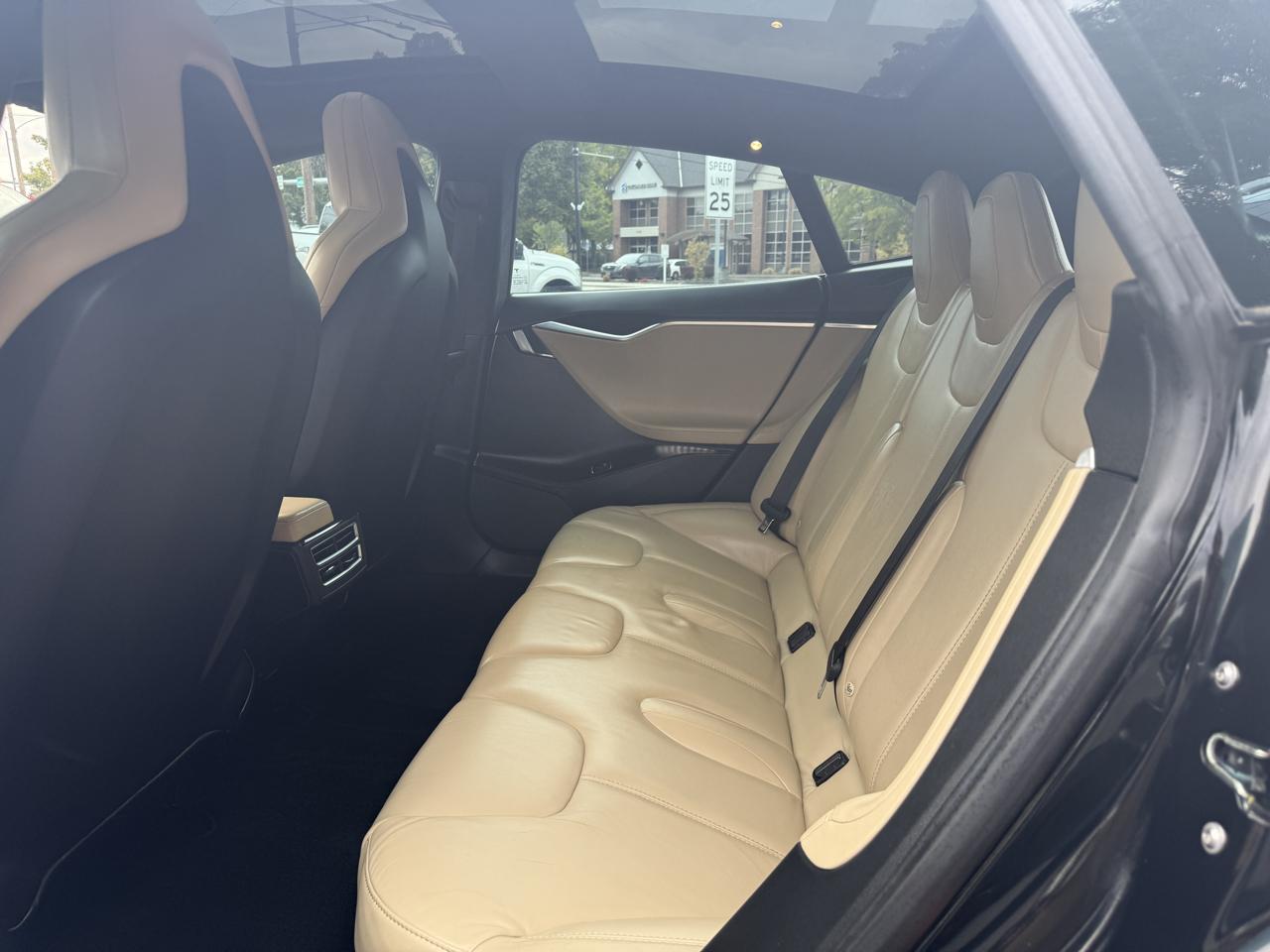 Tesla Model S 70 2015