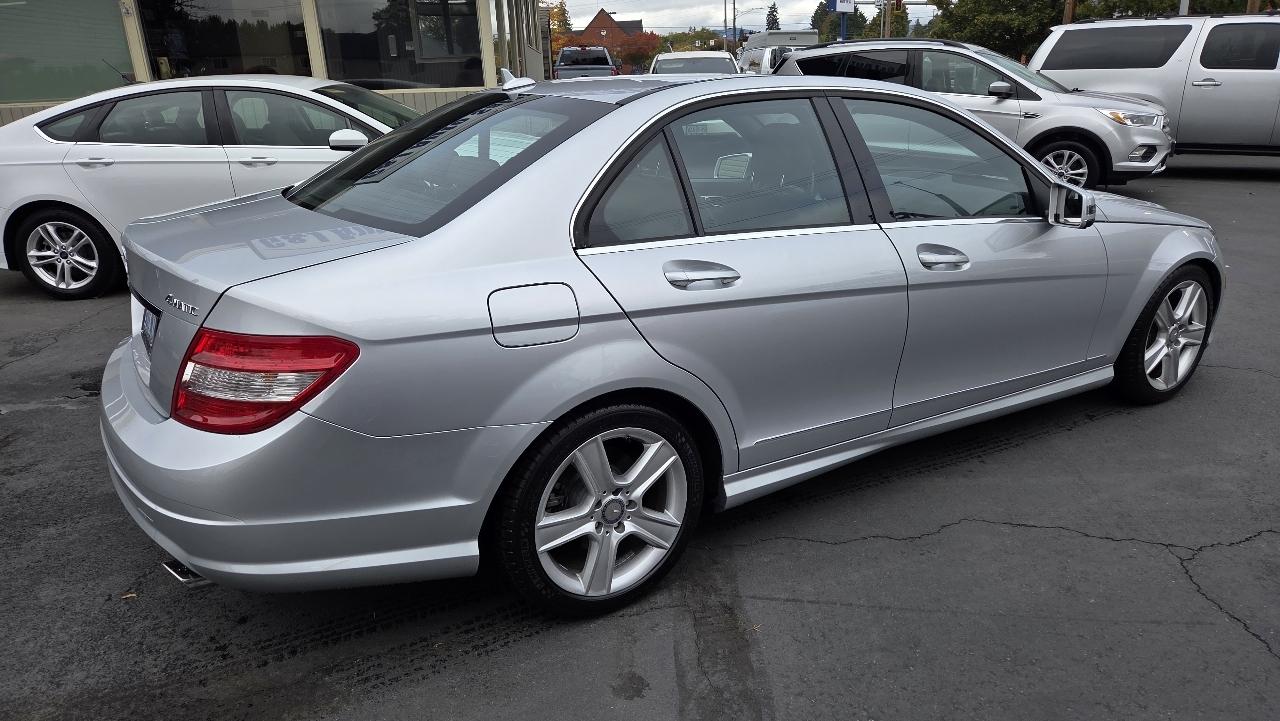 Mercedes-Benz C-Class  2011