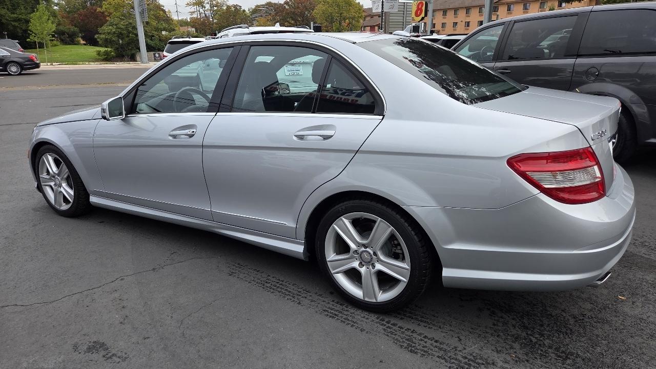 Mercedes-Benz C-Class  2011