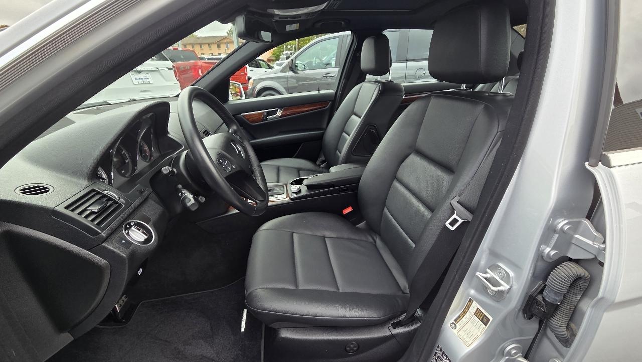Mercedes-Benz C-Class  2011