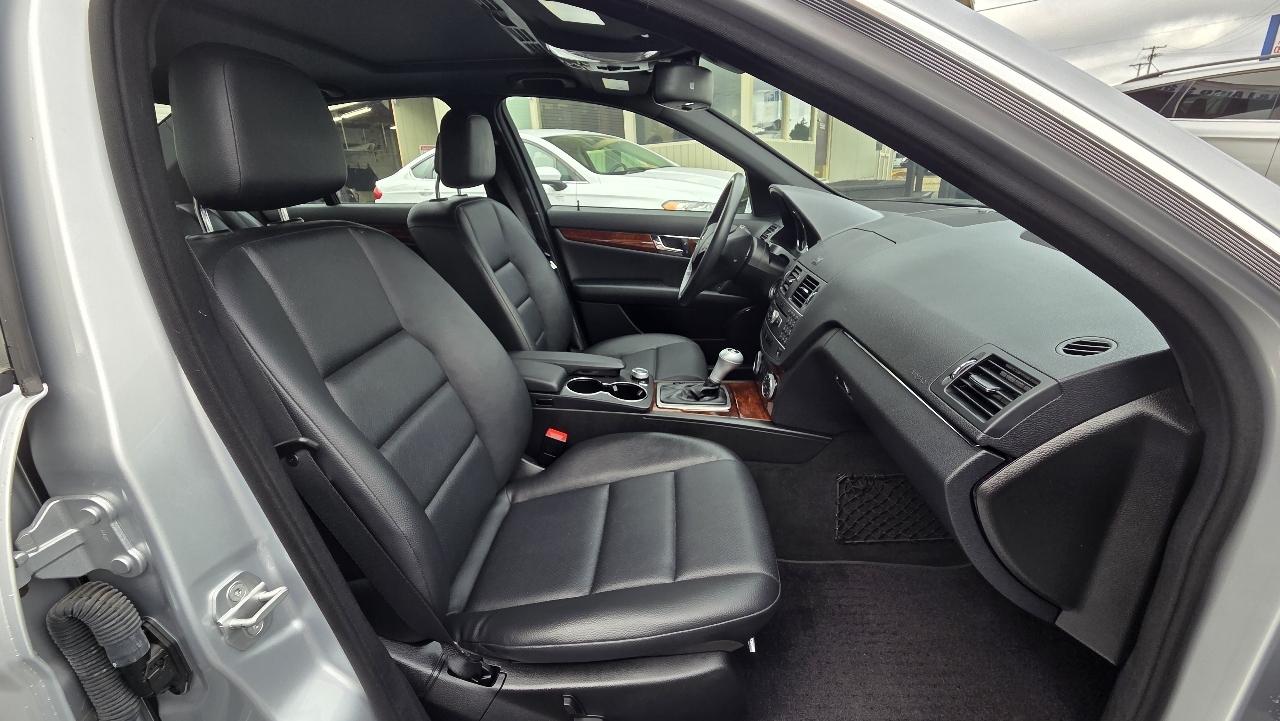 Mercedes-Benz C-Class  2011