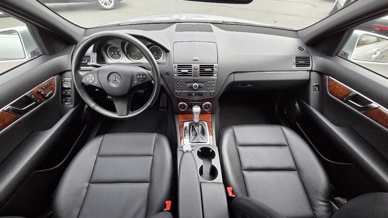 Mercedes-Benz C-Class  2011