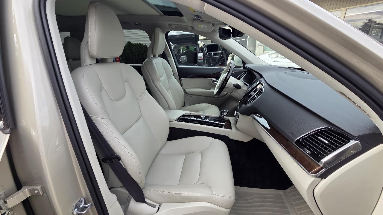 Volvo XC90  2016