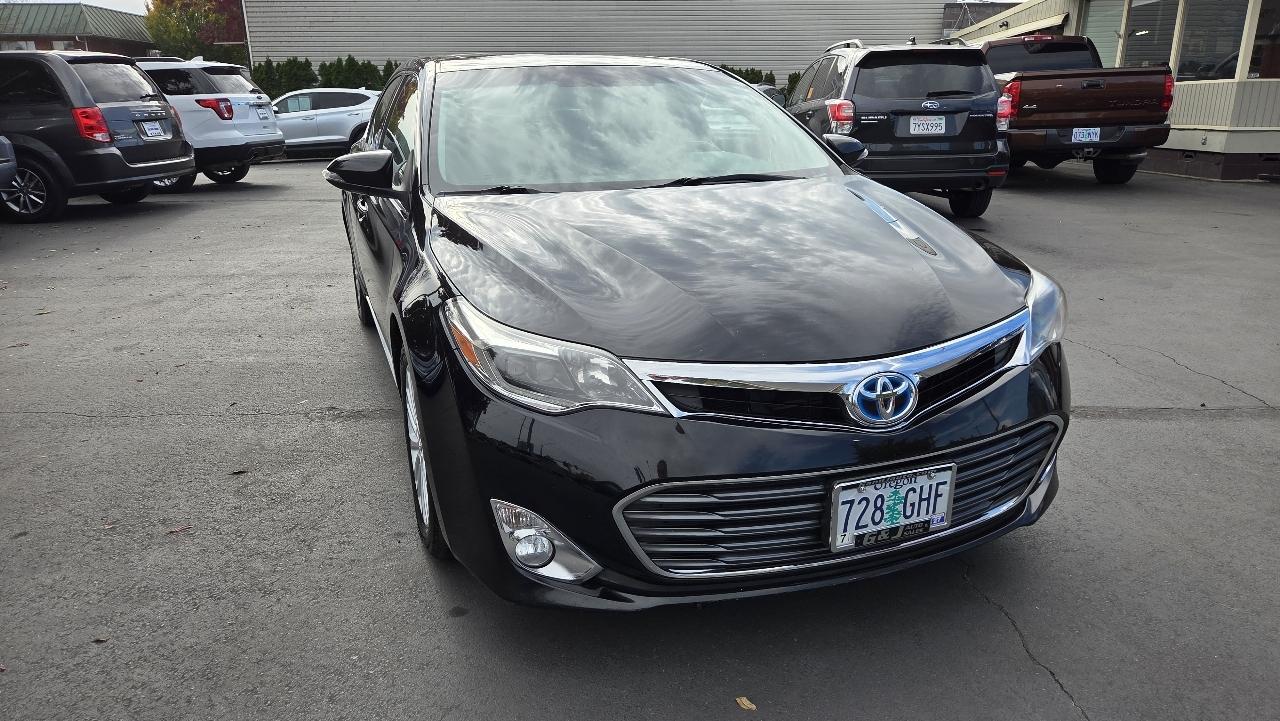 Toyota Avalon Hybrid Limited 2013