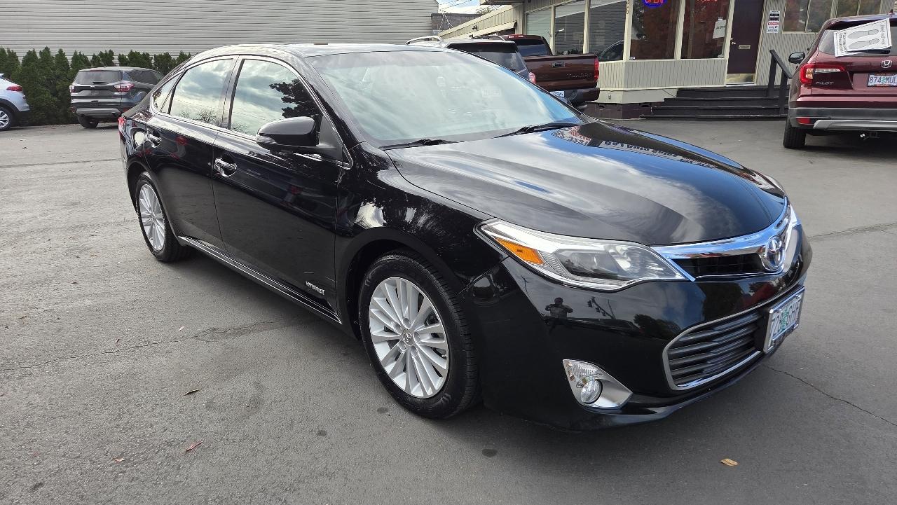 Toyota Avalon Hybrid Limited 2013