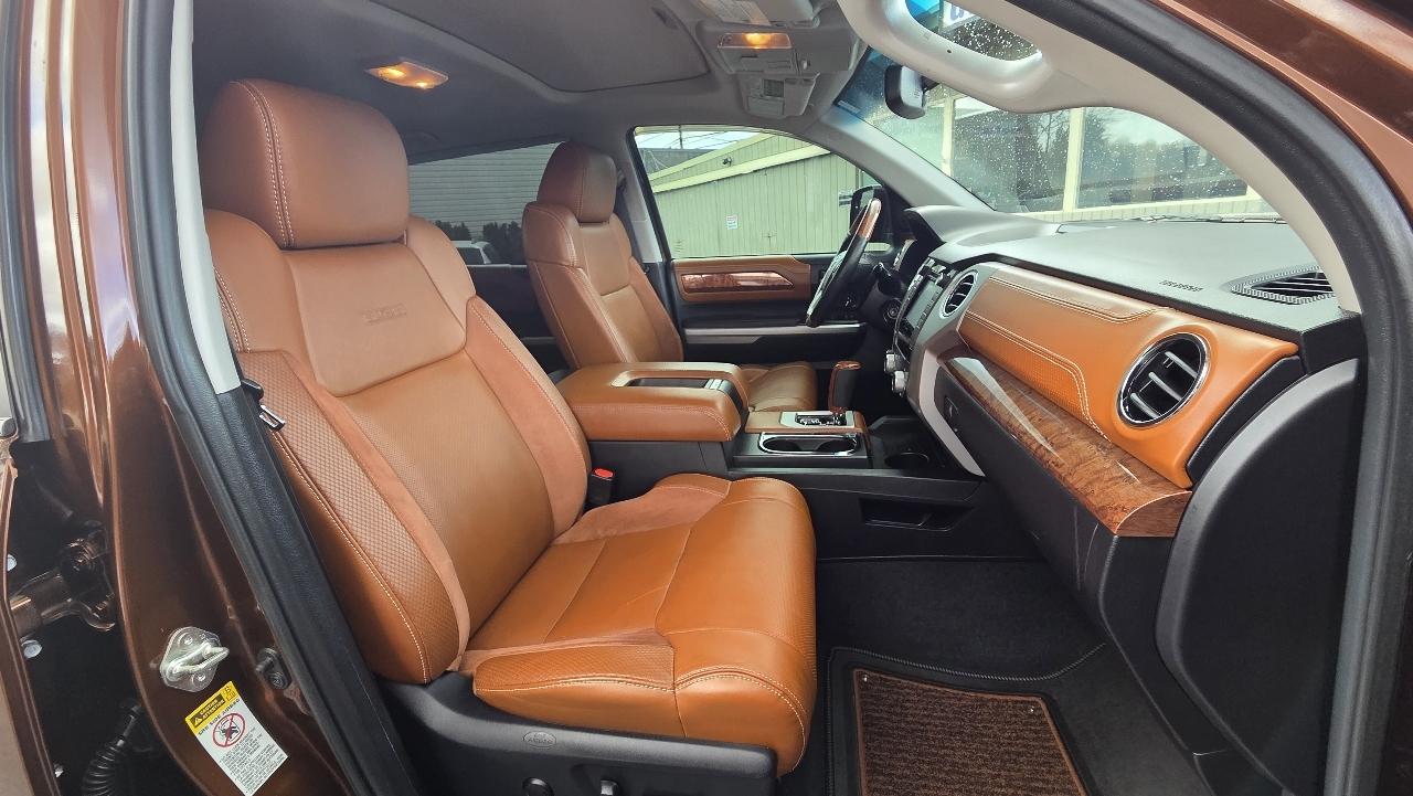 Toyota Tundra  2014