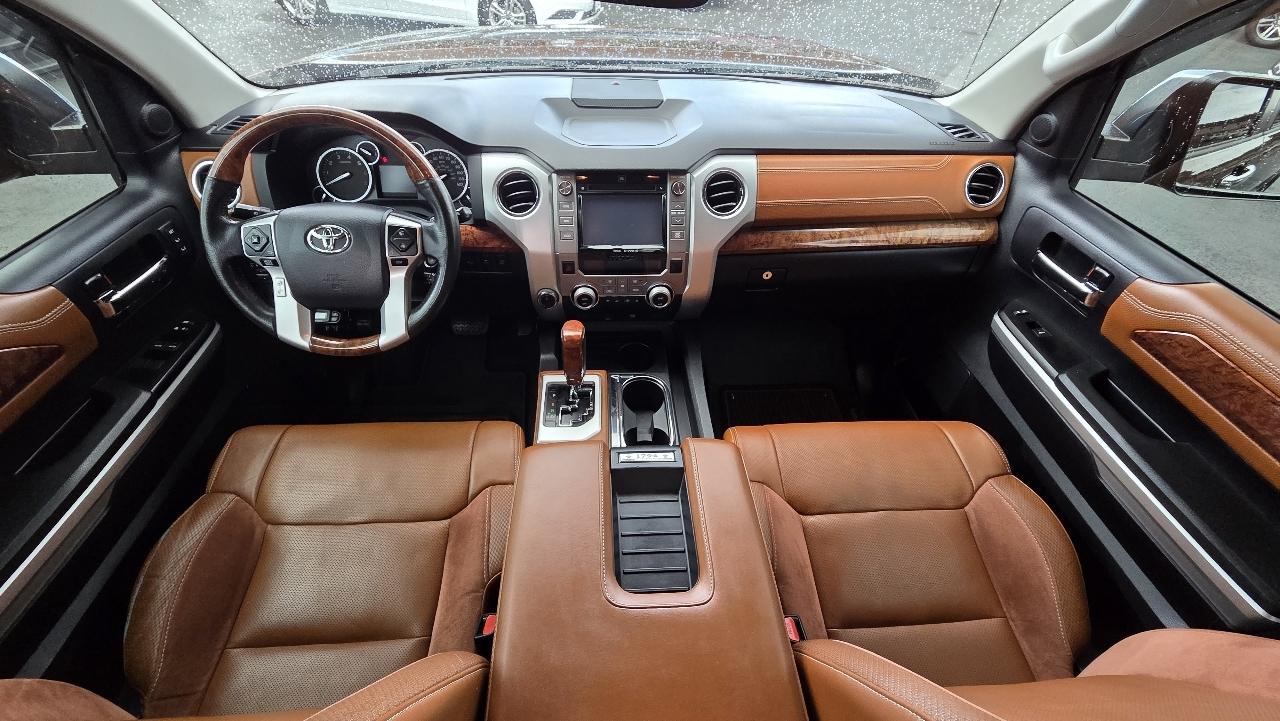 Toyota Tundra  2014