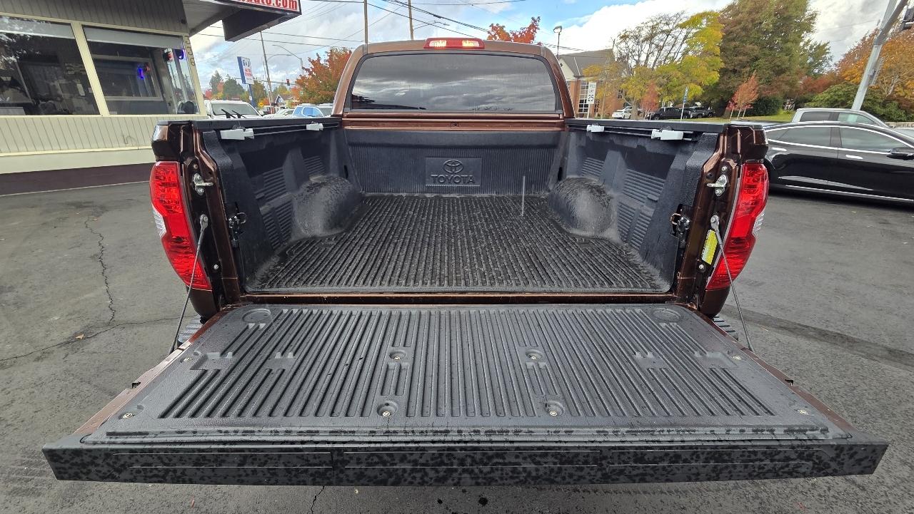 Toyota Tundra  2014