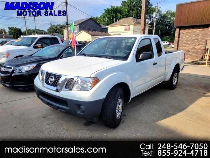 Nissan Frontier S King Cab I4 5MT 2WD 2017